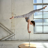 Yogaleggings classic jaguar poleclothing flexmonkey polewear met demi brama on handstand canes